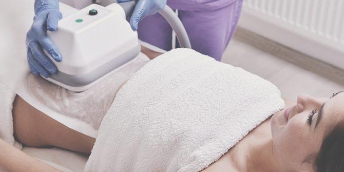 cryolipolyse : technique d'amincissement par le froid idéale pour cibler certaines zones comme l'abdomen, le menton, les bras,...